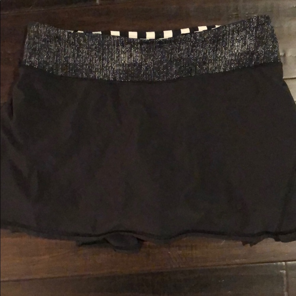 Black lululemon skort